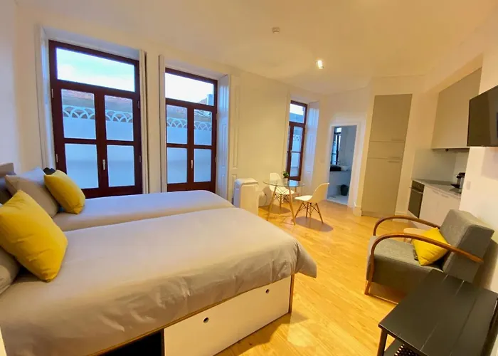 Porto.leca - And Apts Apartman